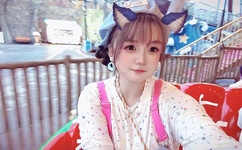 18禁女裸乳扒开腿免费视频